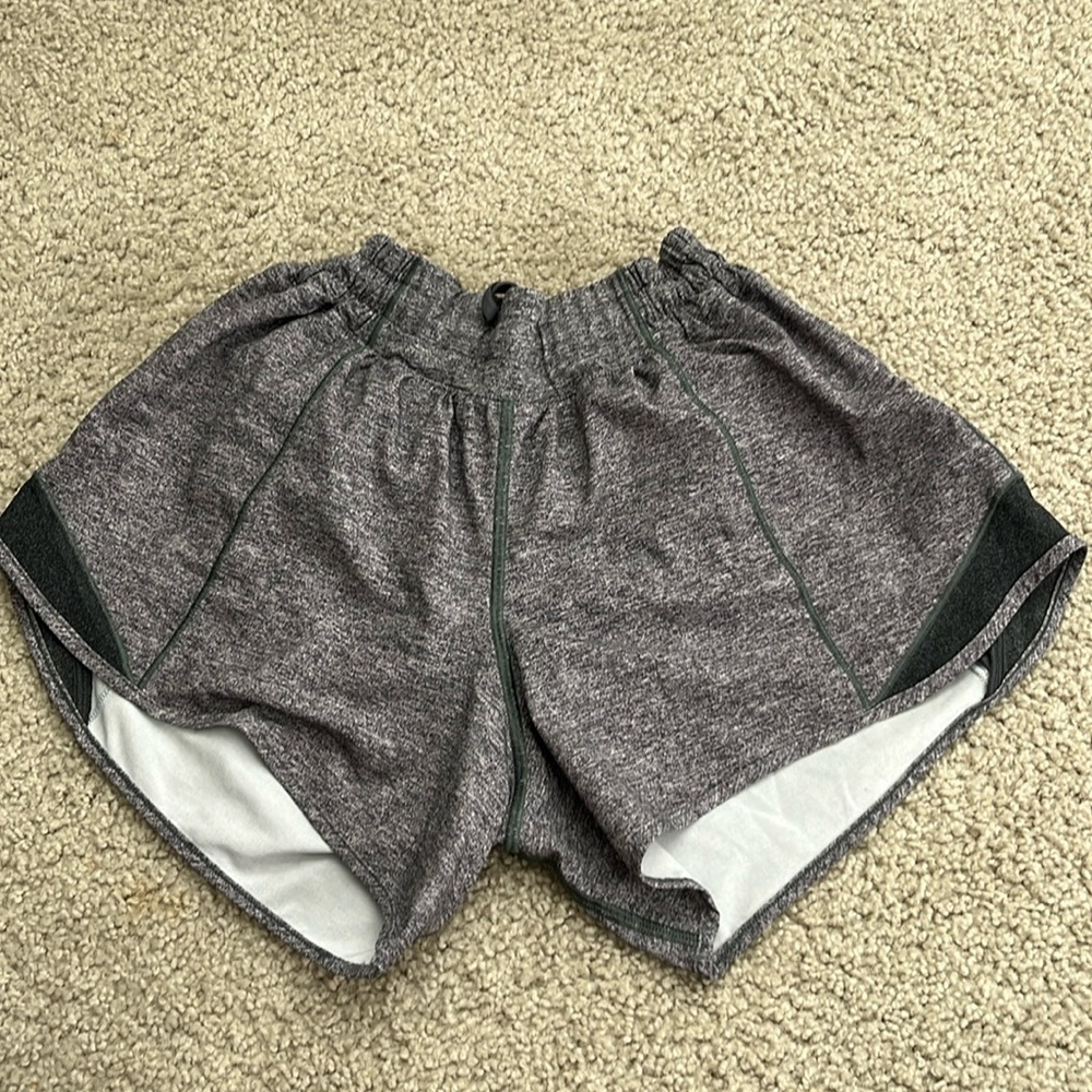 Lululemon Hotty Hots!